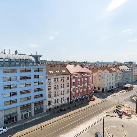 Brand New One Bedroom Apartment #54 In Brand New Building With Free Parking Прага Экстерьер фото